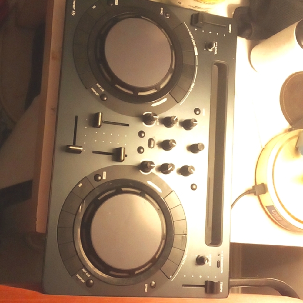 Pioneer DJ